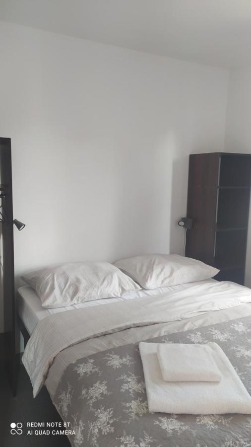 Gdow Riverside Apartments And Tours Екстер'єр фото